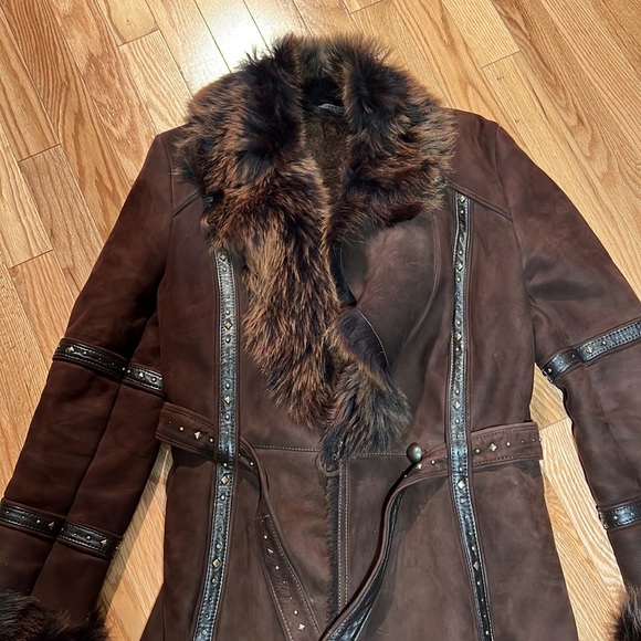 Rizal rich brown shearling coat. Size 34 fits like a true small - Picture 2 of 13